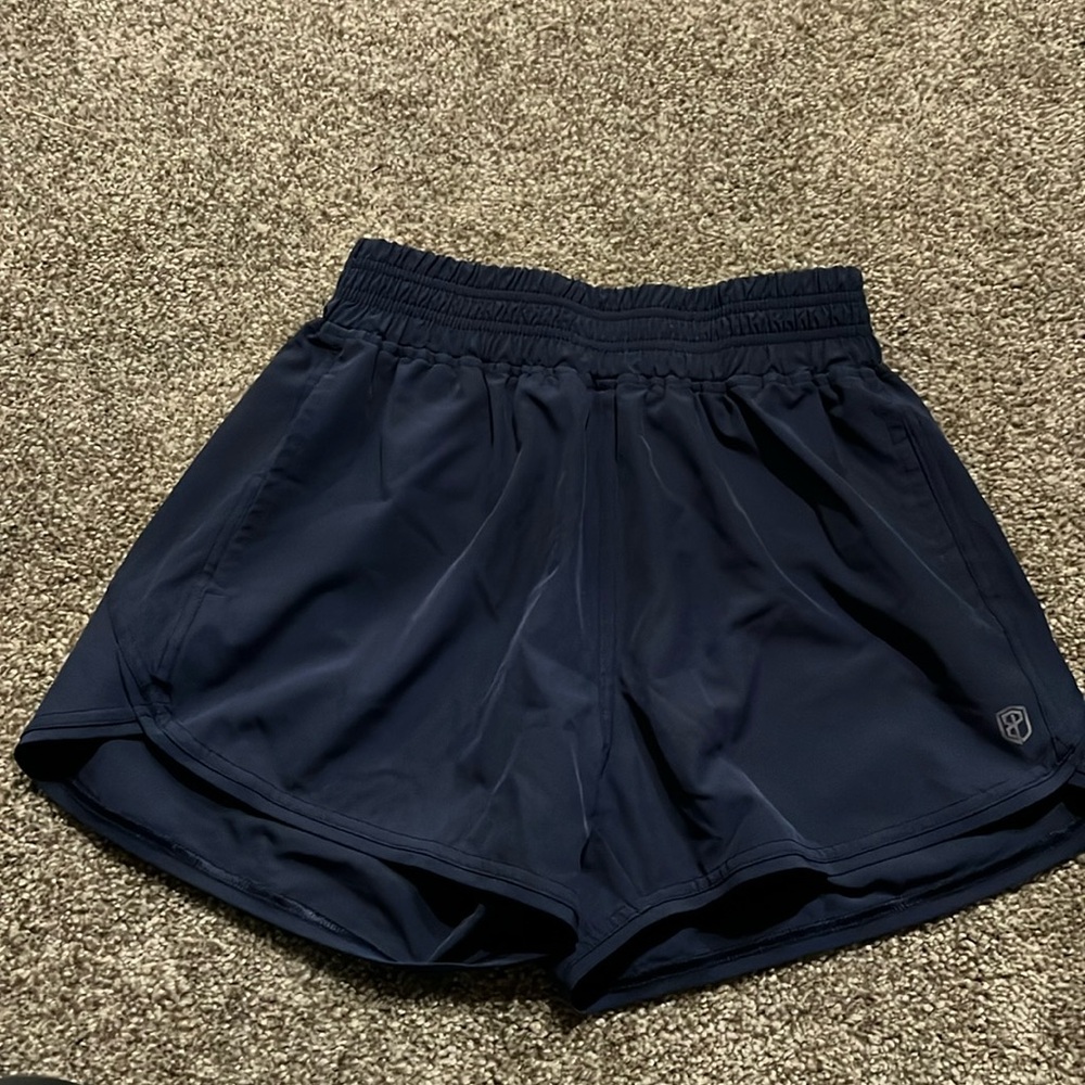 Born primitive shorts